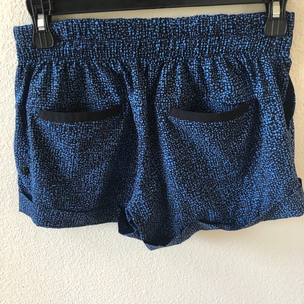 1 pair of Lululemom shorts